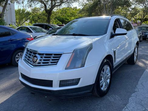 Used 2014 Cadillac SRX FWD image 4