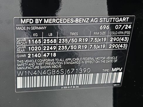 Used 2025 Mercedes-Benz GLA 250 image 36