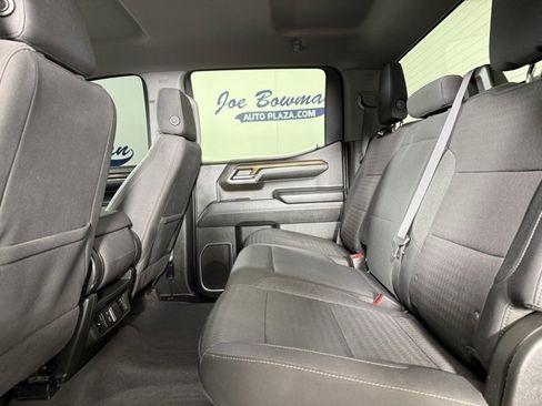 Used 2023 Chevrolet Silverado 1500 LT w/ Z71 Off-Road Package image 15