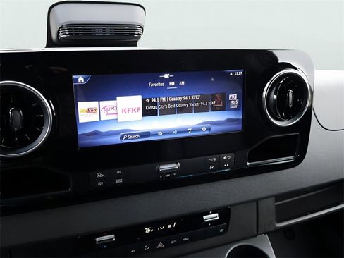 New 2026 Mercedes-Benz Sprinter 2500 image 32