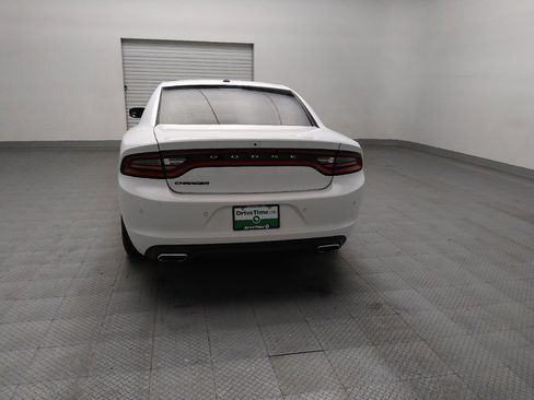Used 2022 Dodge Charger SXT image 6