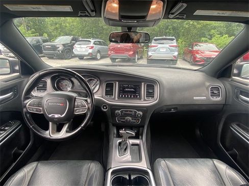 Used 2021 Dodge Charger SXT w/ Leather Interior Group image 17