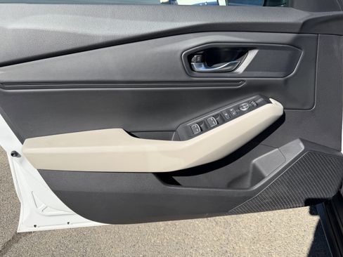 Certified 2023 Honda Accord EX image 10