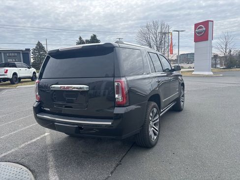 Used 2020 GMC Yukon Denali w/ Denali Ultimate Package AWD/4WD image 7