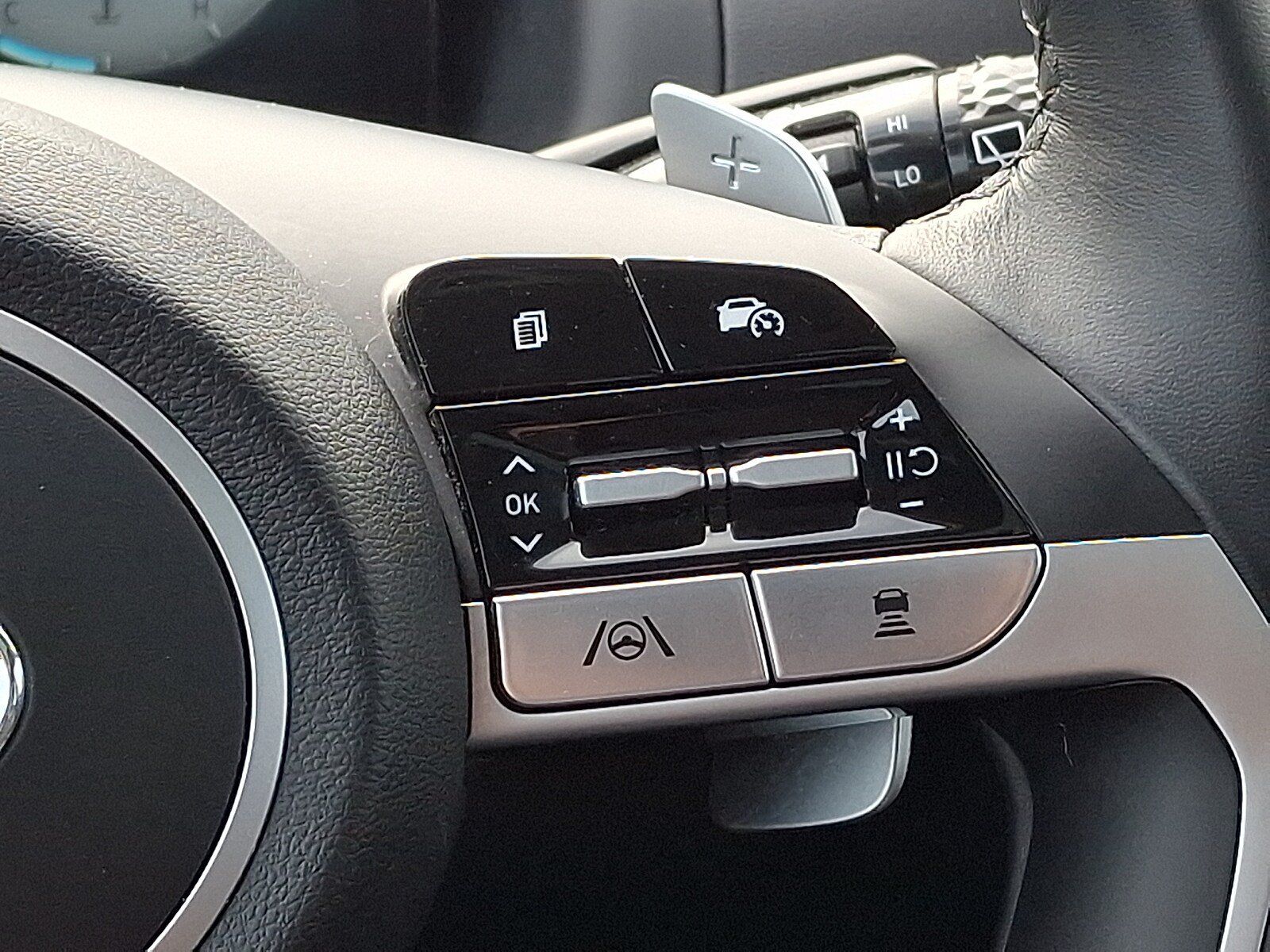 Certified 2023 Hyundai Tucson Limited AWD/4WD image 24