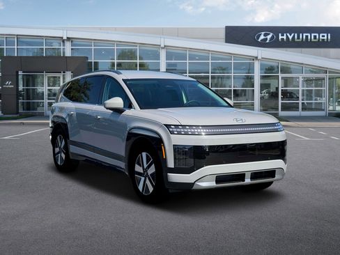 New 2026 Hyundai Ioniq 9 SEL w/ Tow & Go Package image 11