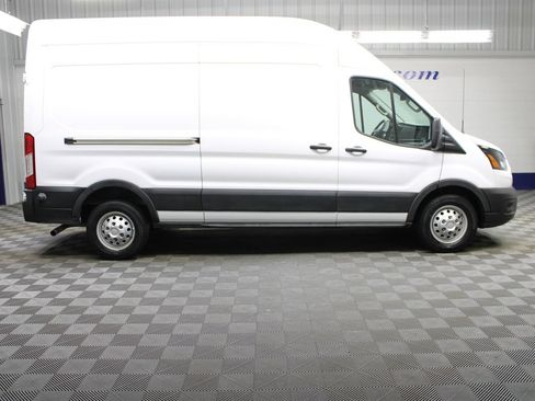 Used 2025 Ford Transit 250 148 High Roof AWD w/ Load Area Protection Package image 2