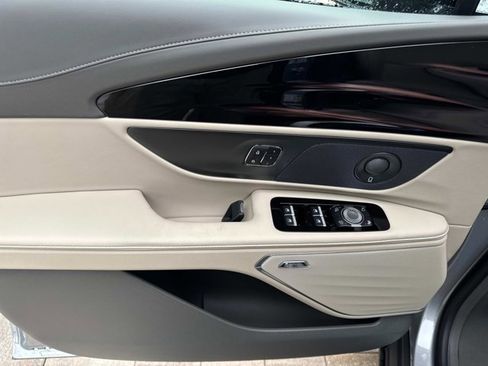 New 2025 Lincoln Nautilus Premier w/ Equipment Group 102A image 9