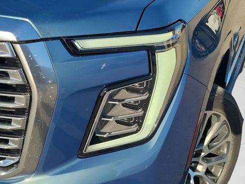 New 2026 GMC Yukon XL Denali w/ LPO, Floor Liner Package image 16