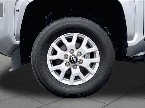 Used 2025 Toyota Tacoma SR RWD image 9
