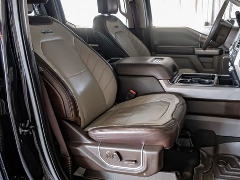 Used 2019 Ford F250 Limited w/ FX4 Off-Road Package image 31