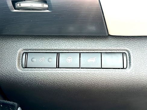 New 2026 Nissan Pathfinder SL image 26