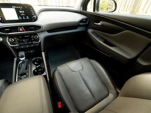 Used 2020 Hyundai Santa Fe Limited image 15