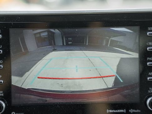 Used 2019 Toyota C-HR Limited FWD image 39