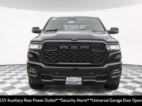 New 2026 RAM 1500 4x4 Crew Cab image 9