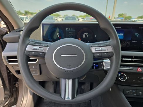 Used 2025 Hyundai Sonata SEL FWD image 22