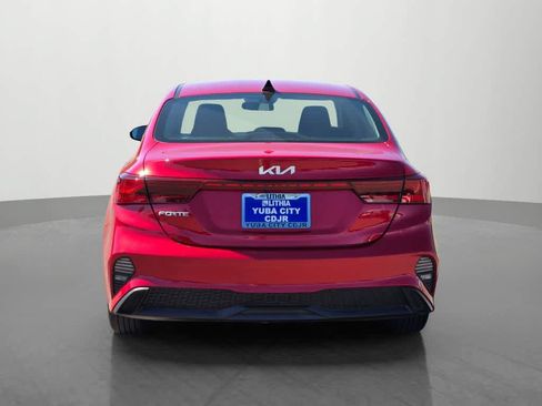 Used 2023 Kia Forte LXS FWD image 5
