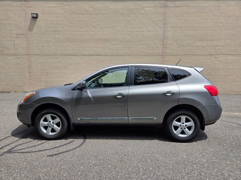 Used 2013 Nissan Rogue S w/ Special Edition Pkg AWD/4WD image 7