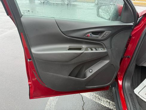 Used 2023 Chevrolet Equinox LT image 7