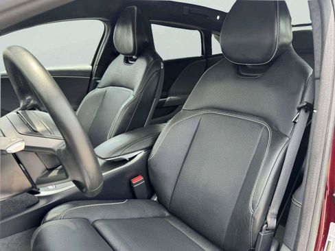 Used 2025 Lucid Air Touring AWD/4WD image 21