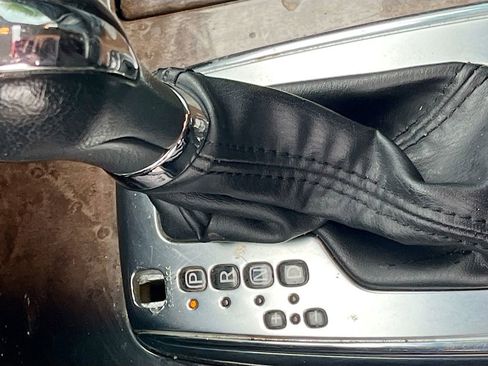 Used 2014 INFINITI QX80 Base w/ Deluxe Touring Package image 17