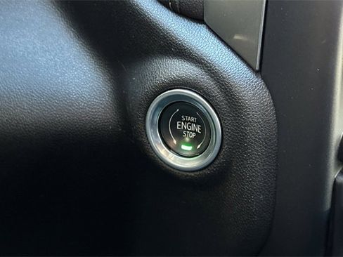 Used 2021 Chevrolet Silverado 1500 RST image 24