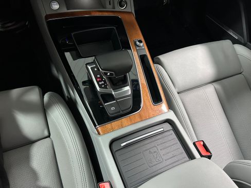 Used 2021 Audi Q5 Prestige AWD/4WD image 11