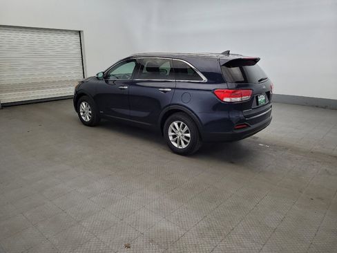 Used 2016 Kia Sorento AWD w/ LX Convenience Package image 3