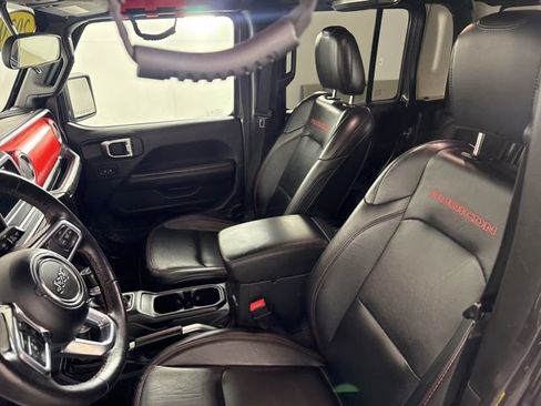 Used 2020 Jeep Gladiator Rubicon w/ Cold Weather Group image 22