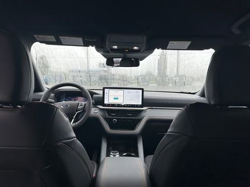 New 2026 Ford Explorer Tremor w/ Tremor Convenience Package image 24