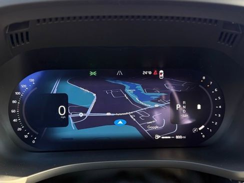 New 2026 Volvo XC60 B5 Plus w/ Climate Package image 16