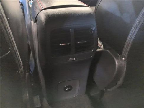 Used 2025 Ford Escape ST-Line image 16