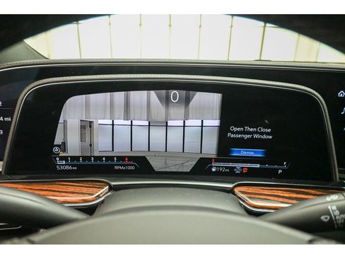 Used 2023 Cadillac Escalade Premium Luxury image 13