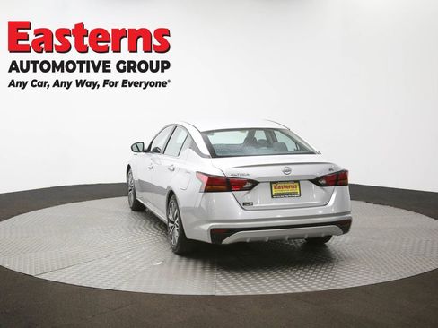 Used 2024 Nissan Altima 2.5 SV image 65