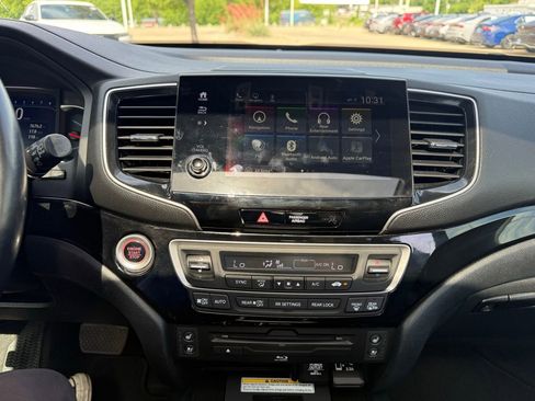 Used 2021 Honda Pilot Black Edition image 12