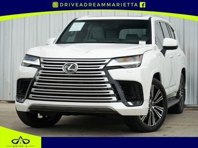Used 2024 Lexus LX 600 4WD w/ Luxury Package