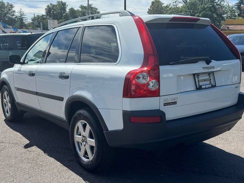 Used 2005 Volvo XC90 2.5T AWD/4WD image 4