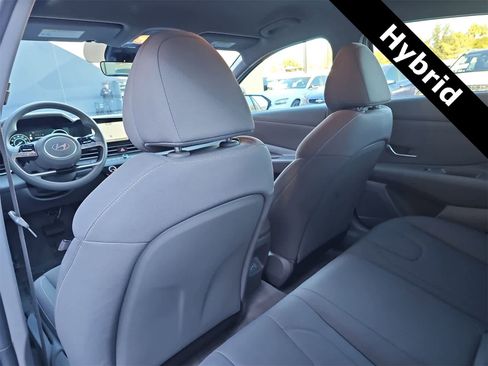 Certified 2024 Hyundai Elantra Blue image 16