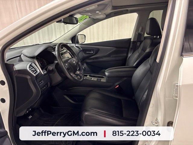 Used 2020 Nissan Murano SL w/ Moonroof Package AWD/4WD image 13