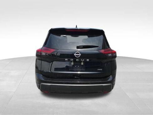 Used 2025 Nissan Rogue SV AWD/4WD image 7