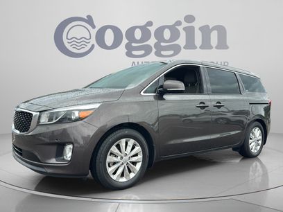 Used 2018 Kia Sedona EX
