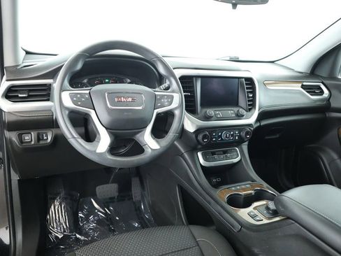 Used 2023 GMC Acadia SLE w/ Driver Convenience Package image 10