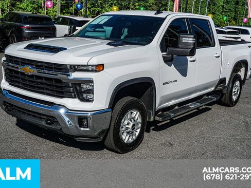 Used 2025 Chevrolet Silverado 2500 LT w/ Convenience Package AWD/4WD image 15