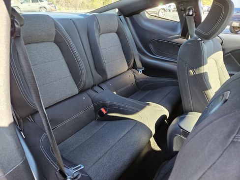 Used 2024 Ford Mustang Coupe image 17