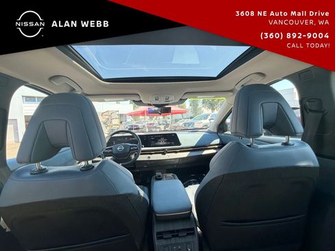 Used 2024 Nissan Ariya AWD image 14
