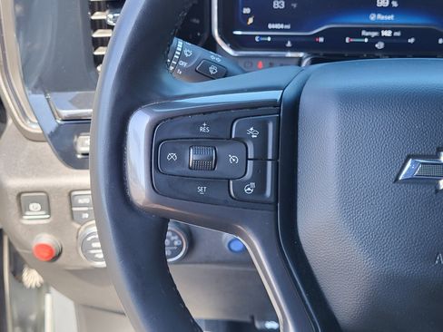 Used 2025 Chevrolet Silverado 2500 ZR2 w/ Technology Package AWD/4WD image 26
