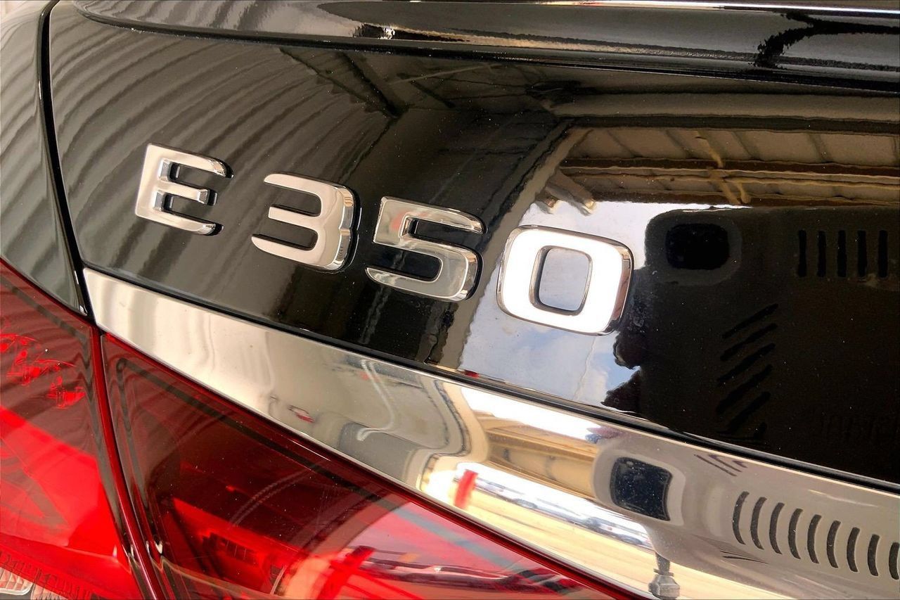 Used 2023 Mercedes-Benz E 350 4MATIC Sedan image 29