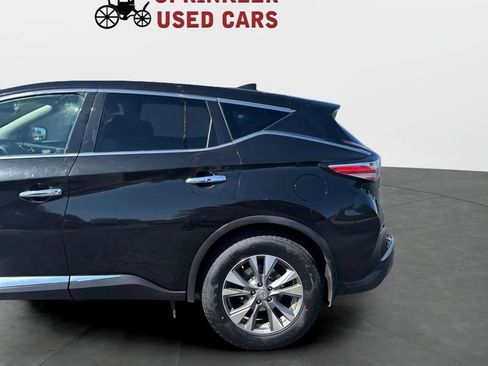 Used 2017 Nissan Murano S image 18