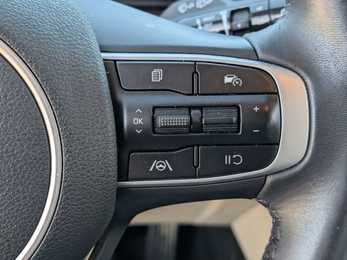 Used 2024 Kia Sportage EX image 22