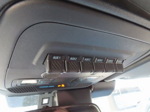 New 2025 Ford Bronco Big Bend w/ Black Diamond Package image 17